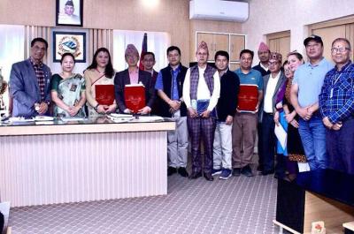 चन्द्रागिरिद्वारा कीर्तिपुर, धुनिबेँसी र दक्षिणकाली नगरपालिकालाई सहयोग